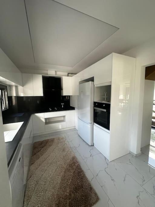 Private Pool For Daily Rent In Kuşadası