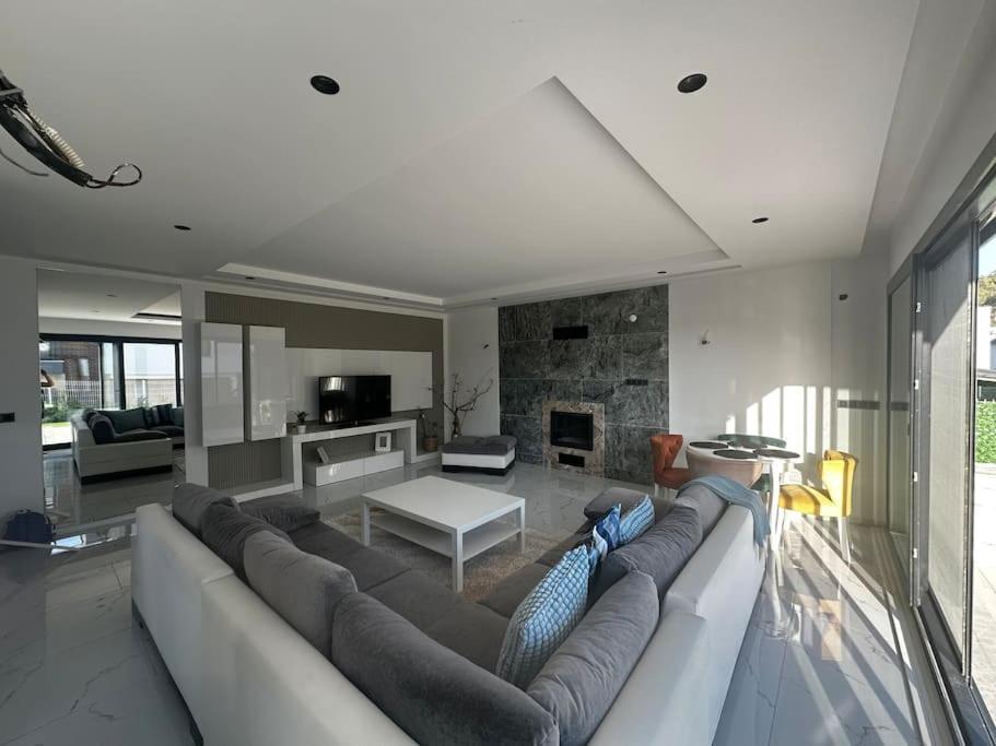 Private Pool For Daily Rent In * Kuşadası
